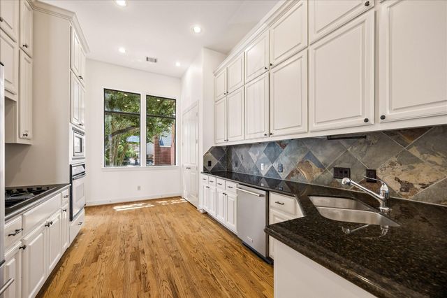 5817 Feagan Street, Houston, TX 77007