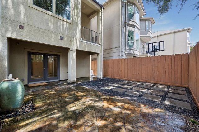 5817 Feagan Street, Houston, TX 77007