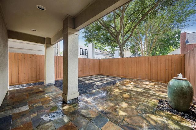 5817 Feagan Street, Houston, TX 77007