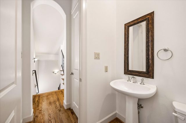 5817 Feagan Street, Houston, TX 77007