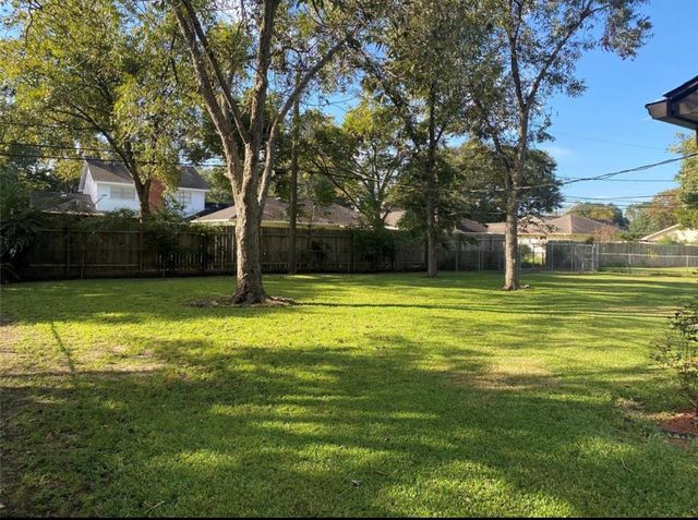 1116 Frances Drive, Rosenberg, TX 77471