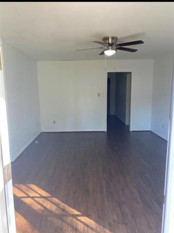 1116 Frances Drive, Rosenberg, TX 77471
