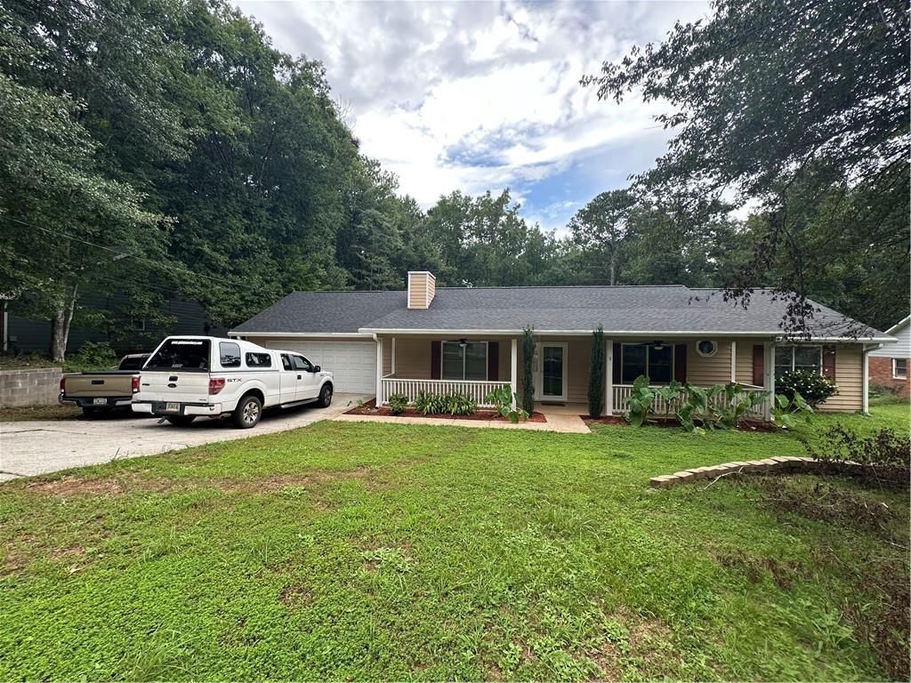 1420 Hillside SE Place, Conyers, GA 30094