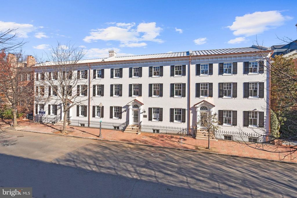 1305 30TH STREET # 303, Washington, DC 20007