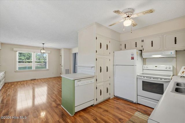 1618 U.S. Highway 70 W, Goldsboro, NC 27530