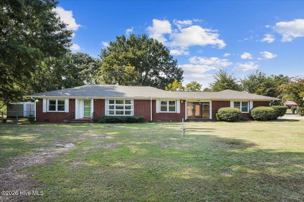 1618 U.S. Highway 70 W, Goldsboro, NC 27530