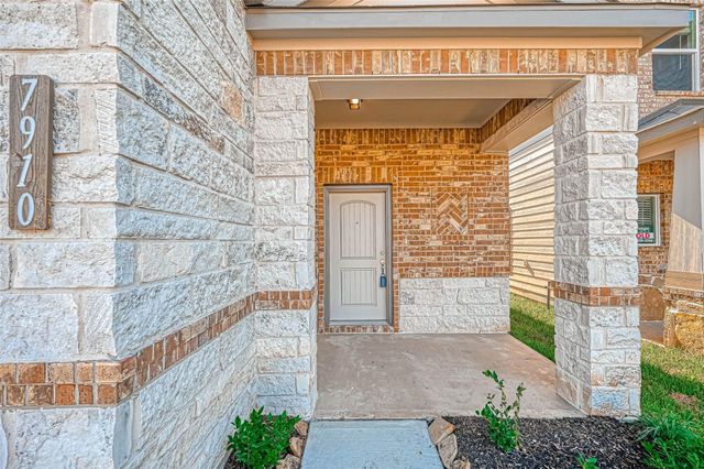 7910 Cypress Country Drive, Cypress, TX 77433