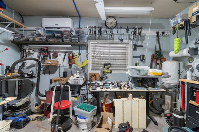 5039 Erie Avenue N, Canal Fulton, OH 44614