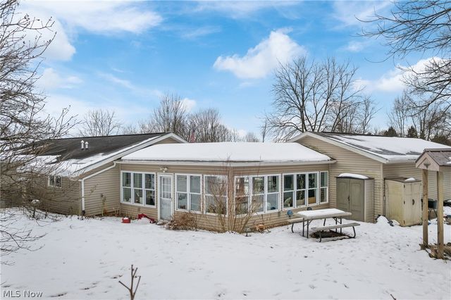 5039 Erie Avenue N, Canal Fulton, OH 44614