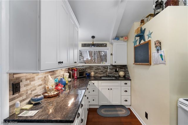 5039 Erie Avenue N, Canal Fulton, OH 44614