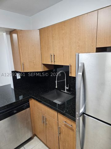 5201 Geneva Way 201, Doral, FL 33166