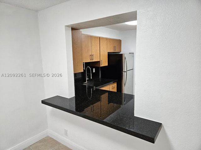 5201 Geneva Way 201, Doral, FL 33166