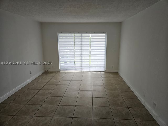 5201 Geneva Way 201, Doral, FL 33166