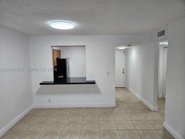 5201 Geneva Way 201, Doral, FL 33166