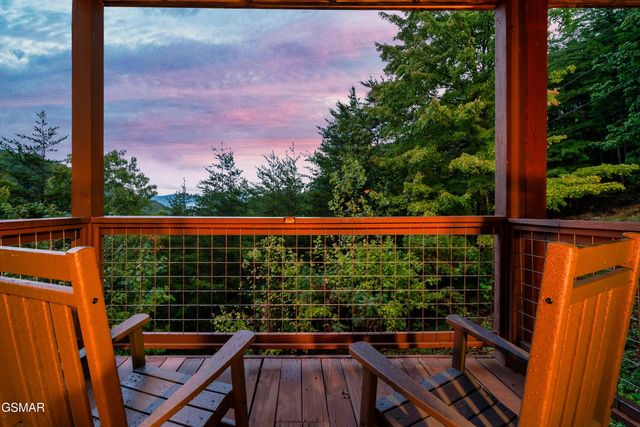 2603 June Bug Way, Sevierville, TN 37862