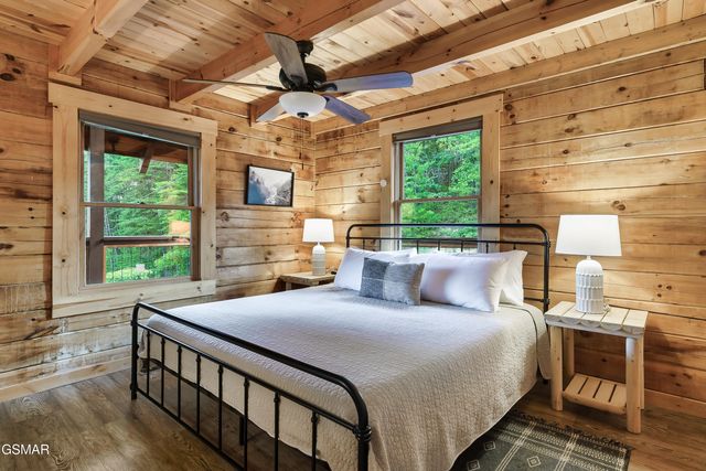 2603 June Bug Way, Sevierville, TN 37862