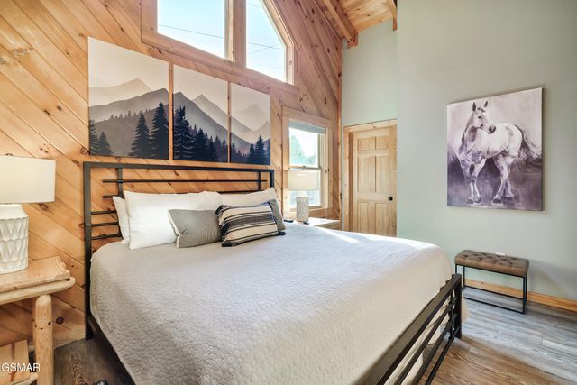 2603 June Bug Way, Sevierville, TN 37862