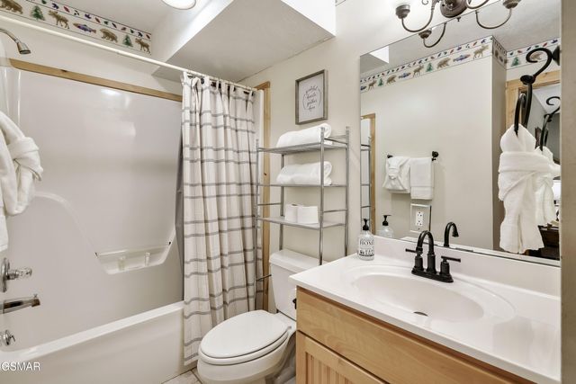 2603 June Bug Way, Sevierville, TN 37862