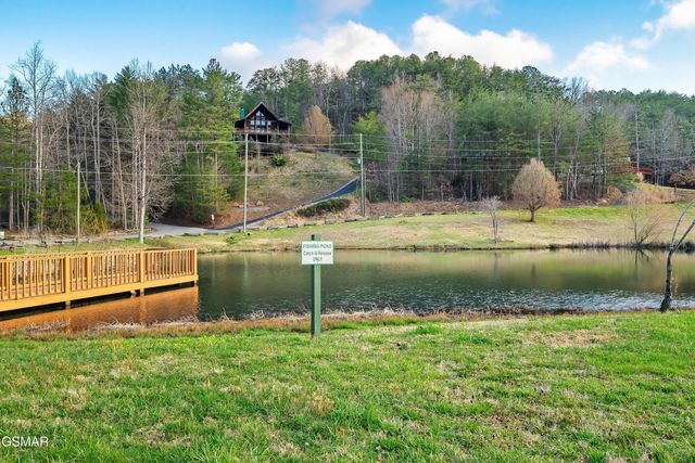 2603 June Bug Way, Sevierville, TN 37862