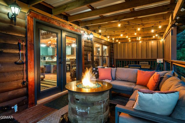 2603 June Bug Way, Sevierville, TN 37862