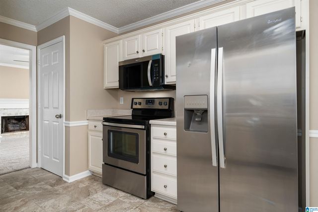518 LAUREL WOODS TRAIL, Helena, AL 35080