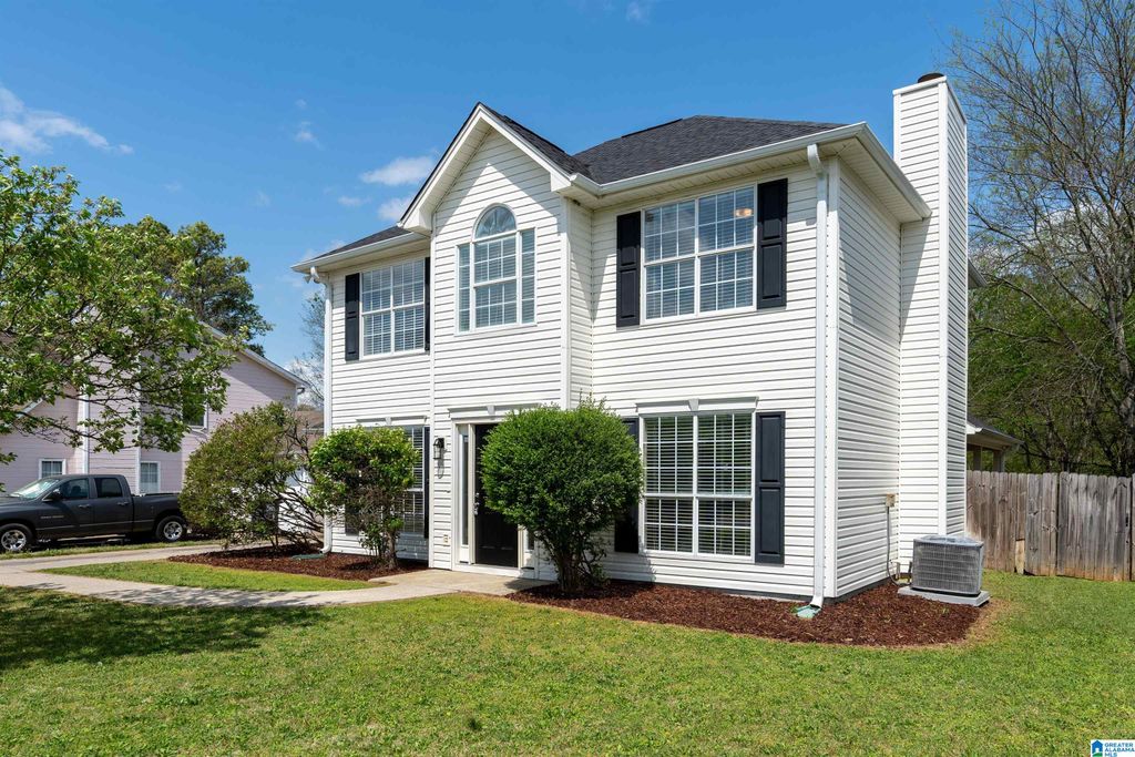 518 LAUREL WOODS TRAIL, Helena, AL 35080