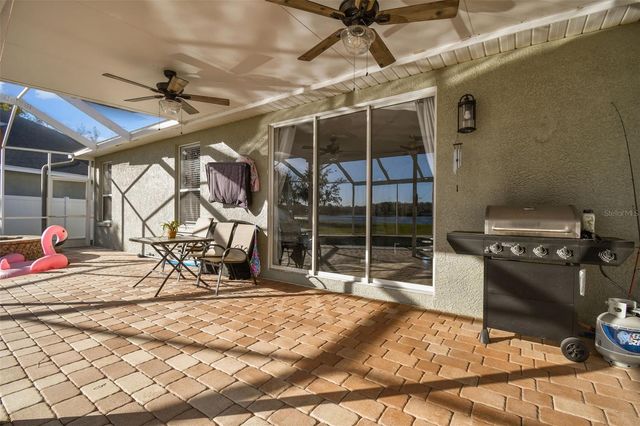 18034 LAKE REFLECTIONS BOULEVARD, Lutz, FL 33558