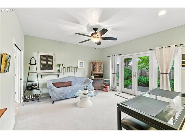 2942 43RD Ave, Albany, OR 97322