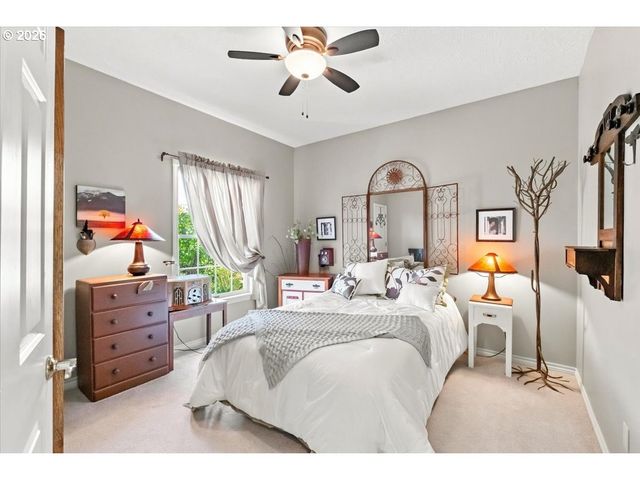 2942 43RD Ave, Albany, OR 97322