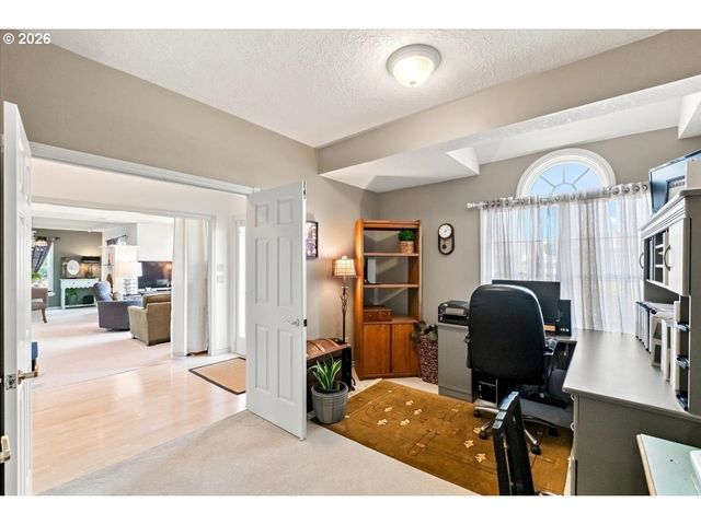 2942 43RD Ave, Albany, OR 97322