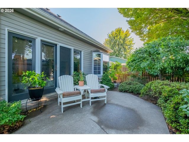 2942 43RD Ave, Albany, OR 97322