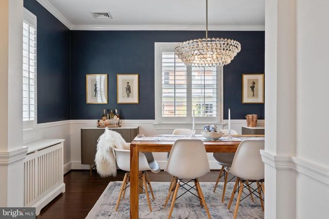 607 W VIEW TER, Alexandria, VA 22301