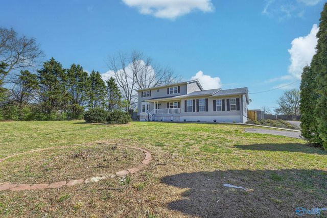 5505 Georgia Mountain Road, Guntersville, AL 35976