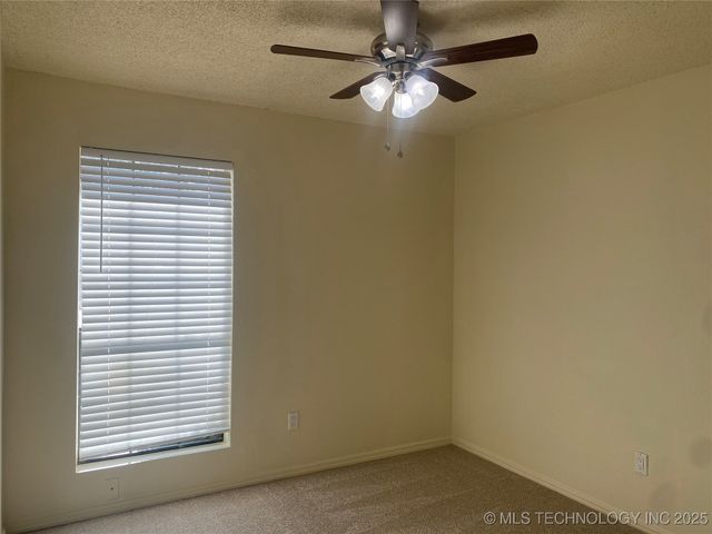 1232 W Los Angeles Circle, Broken Arrow, OK 74011