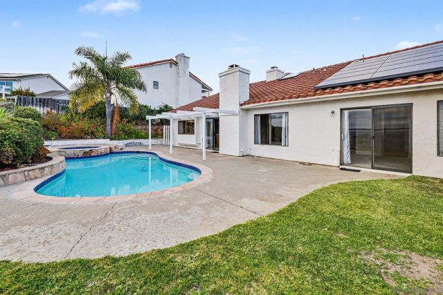 9264 Lethbridge, San Diego, CA 92129
