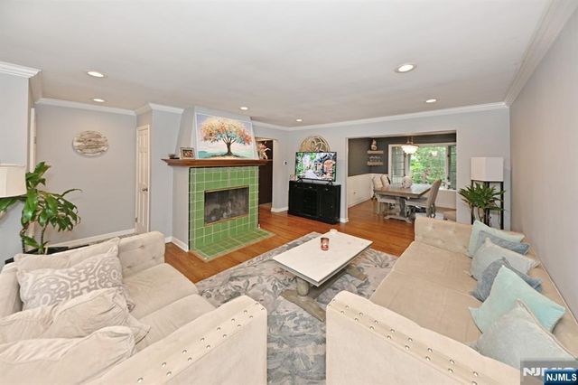 73 Ralph Avenue, Hillsdale, NJ 07642