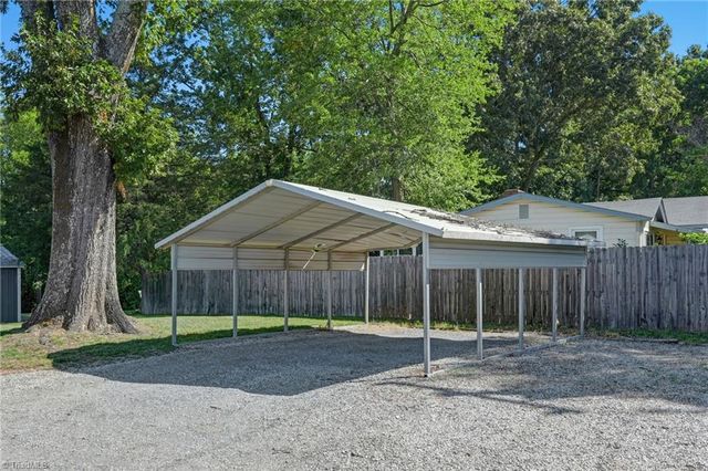 2919 Oak Ridge Road, Oak Ridge, NC 27310