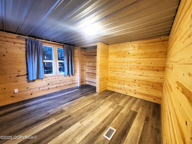 38185 Chelsey Street, Homer, AK 99603