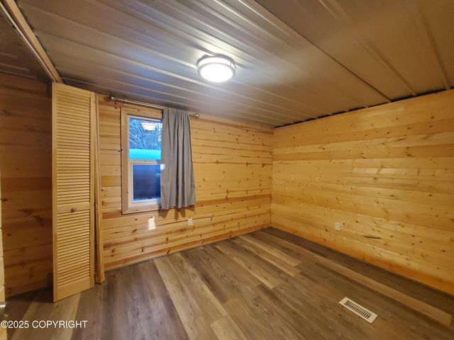 38185 Chelsey Street, Homer, AK 99603