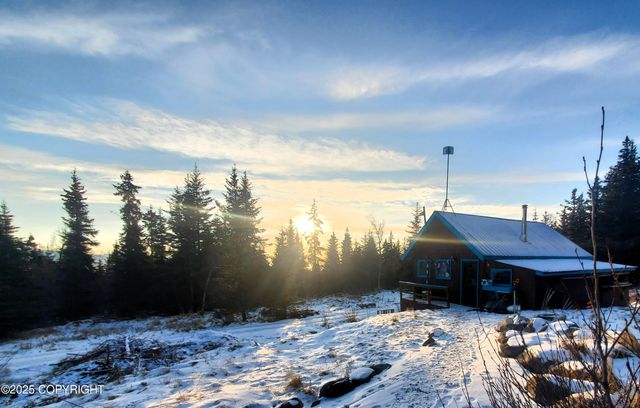 38185 Chelsey Street, Homer, AK 99603