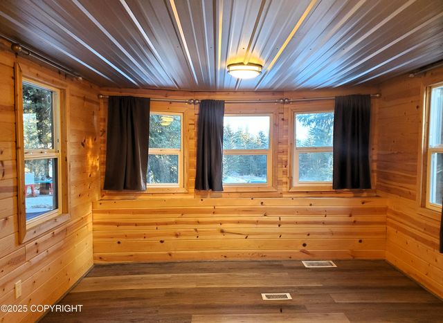 38185 Chelsey Street, Homer, AK 99603