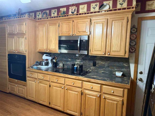 918 Pheasant Ln, Lawton, OK 73507