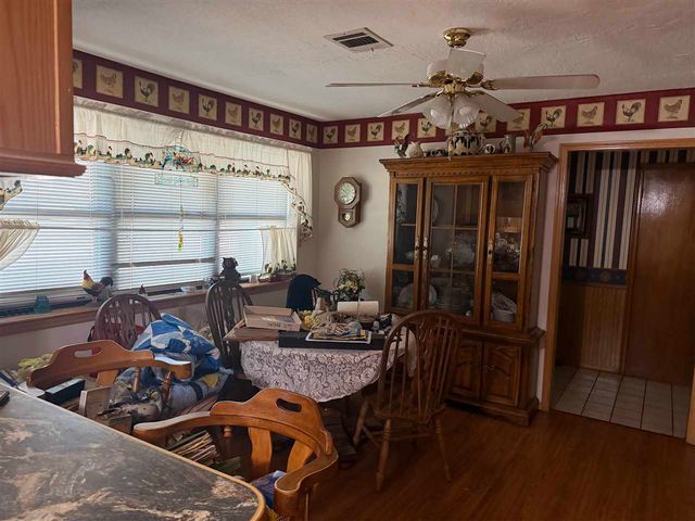 918 Pheasant Ln, Lawton, OK 73507