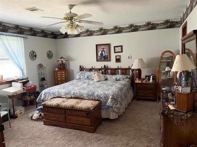 918 Pheasant Ln, Lawton, OK 73507