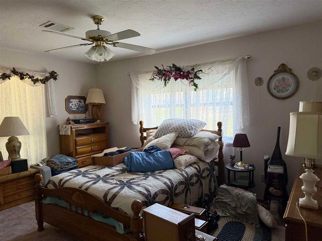 918 Pheasant Ln, Lawton, OK 73507