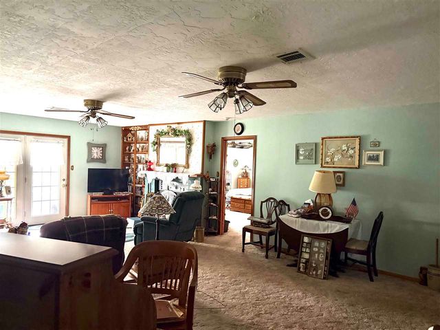 918 Pheasant Ln, Lawton, OK 73507