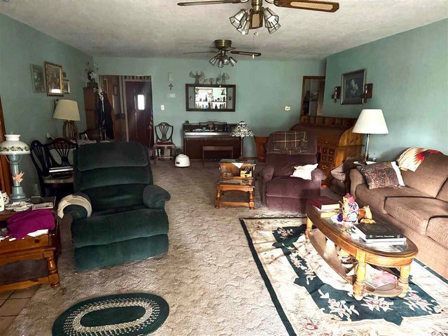 918 Pheasant Ln, Lawton, OK 73507