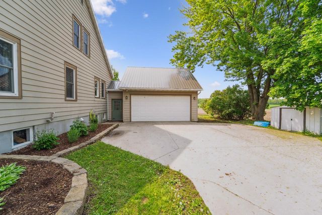 19221 County Highway XX, Kiel, WI 53042