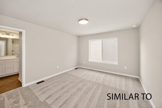 4278 Grover Woods Lane, Des Moines, IA 50317