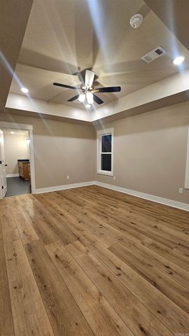 2205 S 19th Street, Paragould, AR 72450